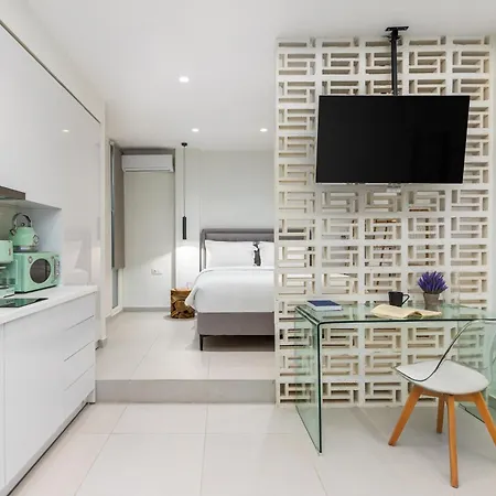 Blanc By Nest Apartment