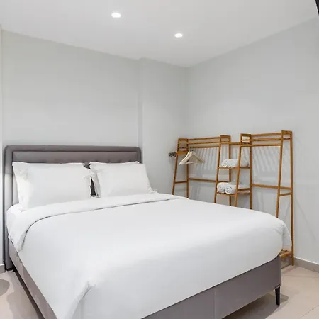 Blanc By Nest Apartment *