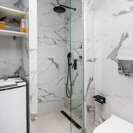 Blanc By Nest Apartment